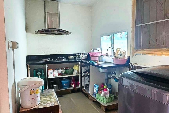 หมู่บ้านภัสสร 28 กิ่งแก้ว-หนามแดง