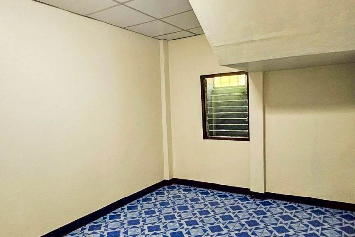 หมู่บ้าน ปรเมษท์